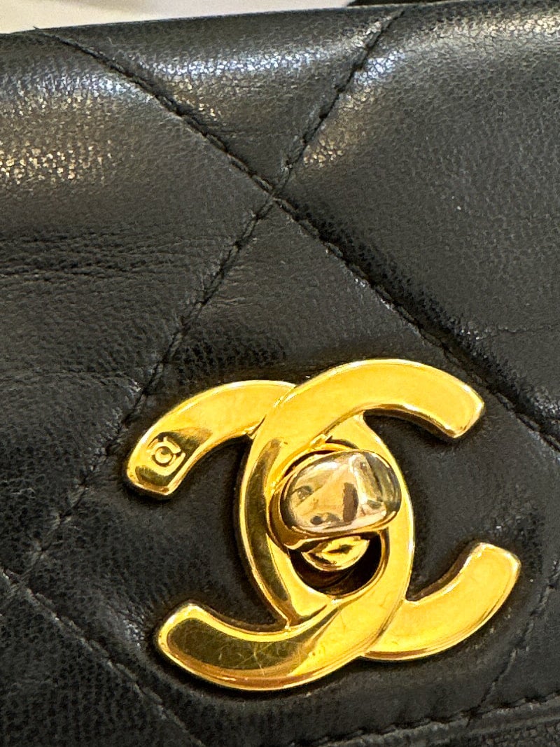 CHANEL Vintage Pre-Owned Quilted Shoulder Bag | Bow+Arrow