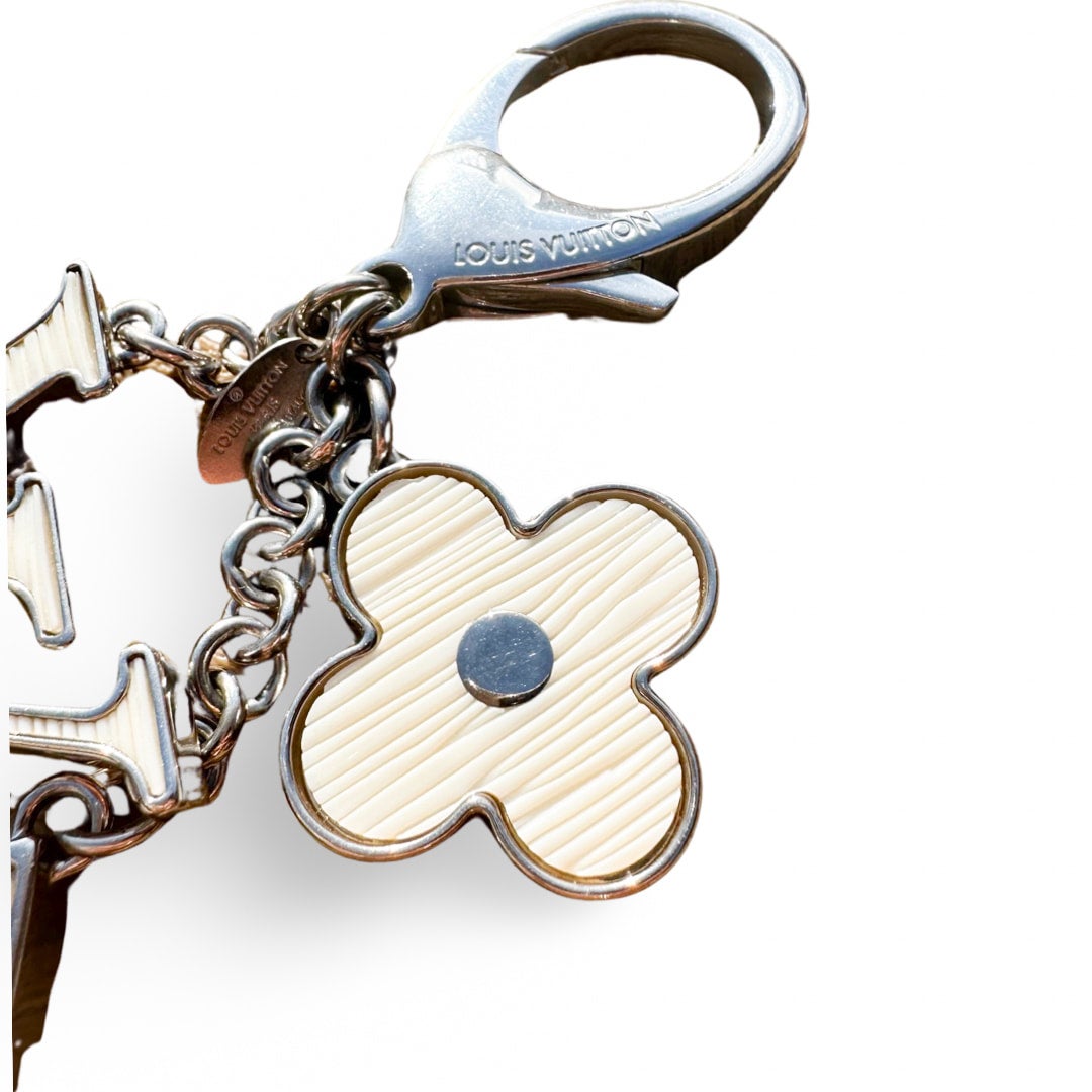 LOUIS VUITTON チャーム エピデザイン　シルバー/ホワイト 楽天市場】ルイヴィトン Louis Vuitton チャーム エピ ビジュー